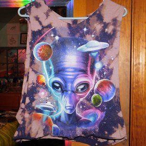 Vintage 90s alien UFO Tshirt seenin cobra kai outer space universe galaxy unisex